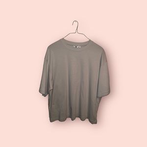 3XL UNIQLO nude t shirt